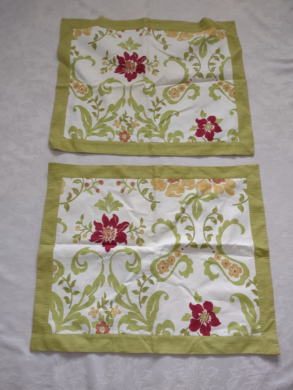 Floral Textured Diamond Pillow Shams With Flange